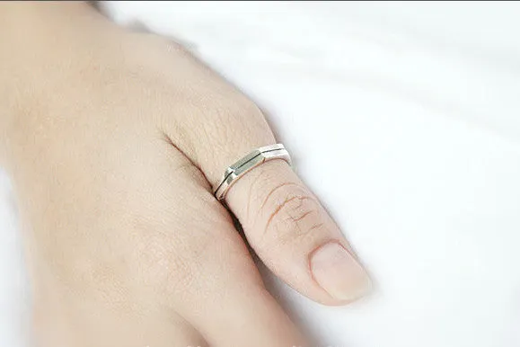 925 Sterling Silver Ring - Band Ring Style Gift Idea Rocker Gothic Woman Jewelry - Silver ring (SR-15)